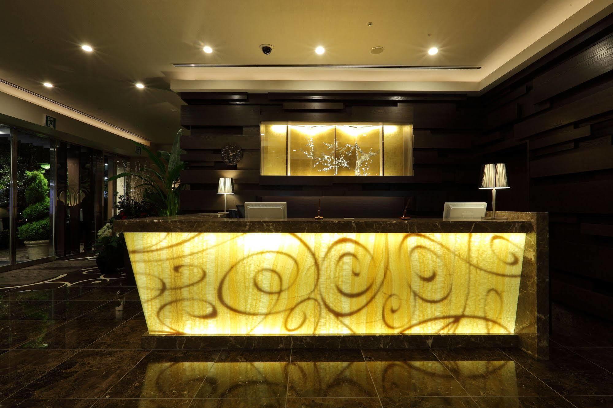 Centurion Hotel Grand Akasakamitsuke Station Tokio Zewnętrze zdjęcie